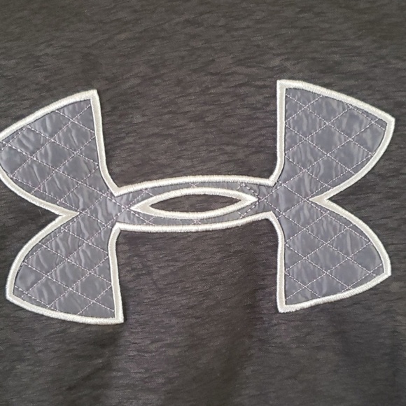 Under Armour XS Hoodie - Picture 2 of 4